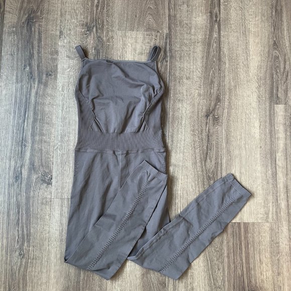 NEW Free People Good Karma High neck Workout Onsie Brown M/L - Picture 10 of 15